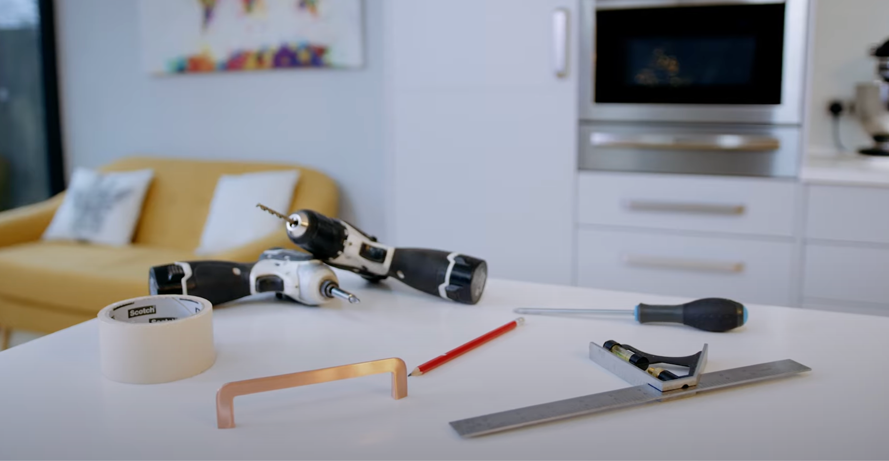 how-to-install-a-kitchen-door-handle